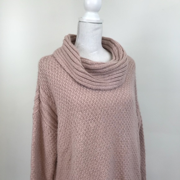 Jennifer Lopez Pink Chunky Knit Cowl Neck Sweater - Picture 3 of 7